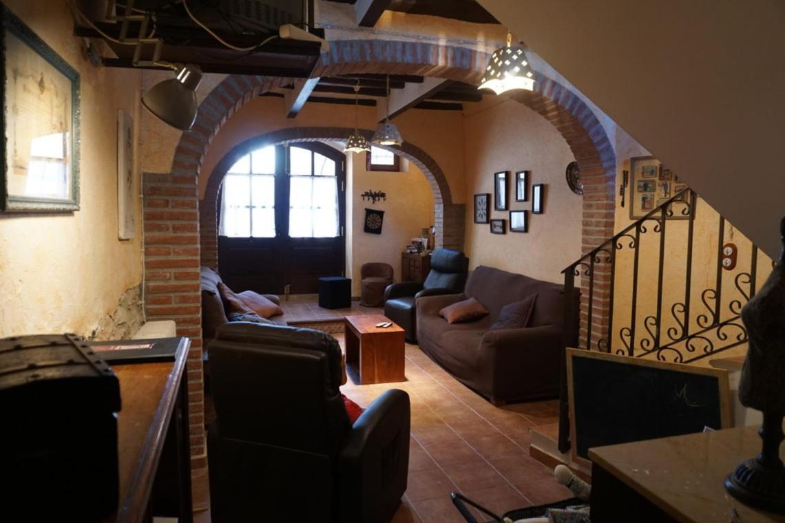 Casa Rural Cal Parines Vilabella Exterior foto